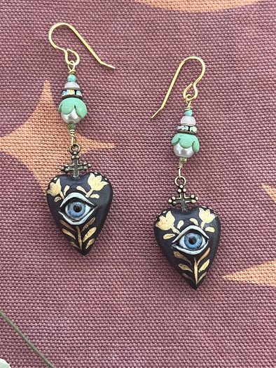 Soulful Heart Eye earrings