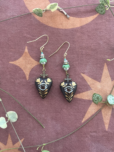 Soulful Heart Eye earrings