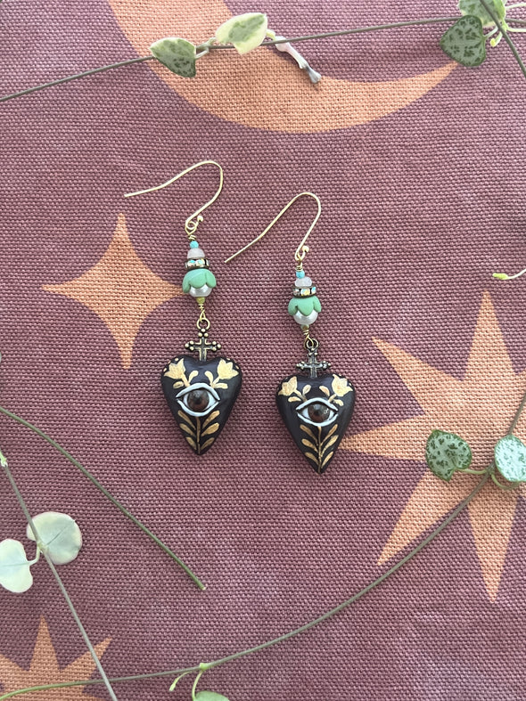 Soulful Heart Eye earrings